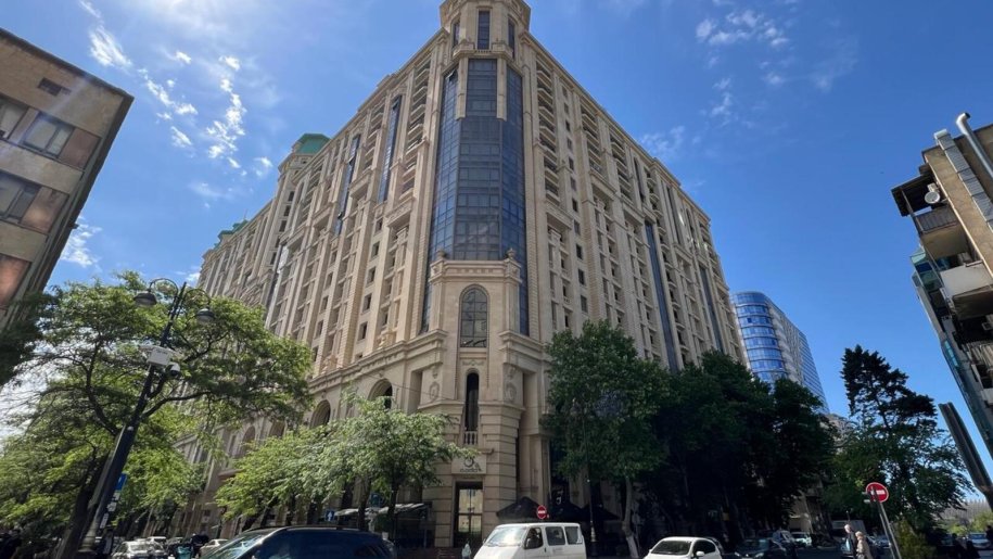 Kirayə verilir 3 otaqlı yeni tikili, 105 m², Nizami m.-1