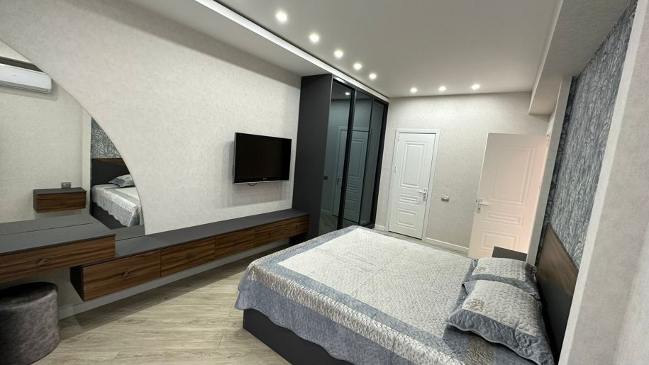 Kirayə verilir 3 otaqlı yeni tikili, 105 m², Nizami m.-9