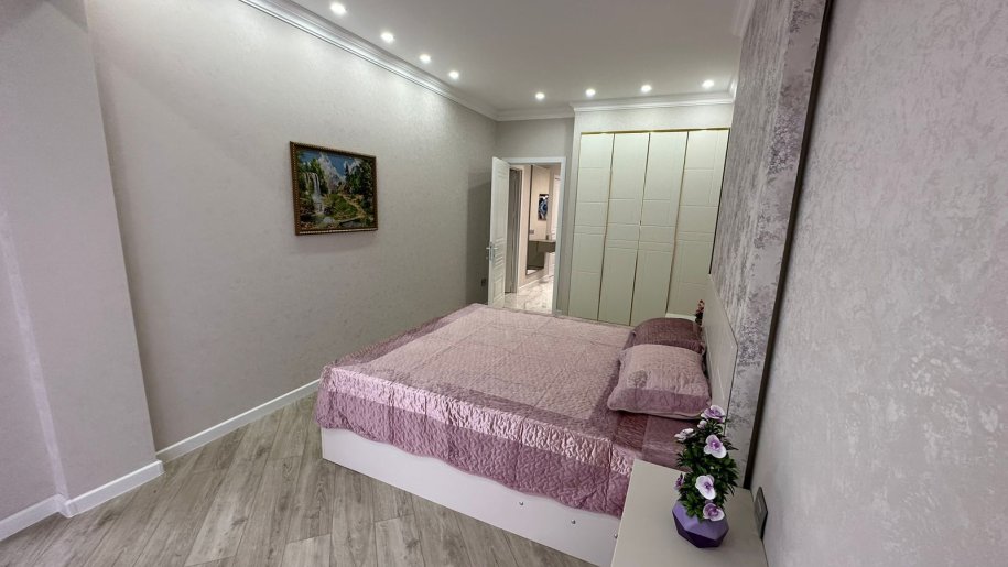 Kirayə verilir 3 otaqlı yeni tikili, 105 m², Nizami m.-12