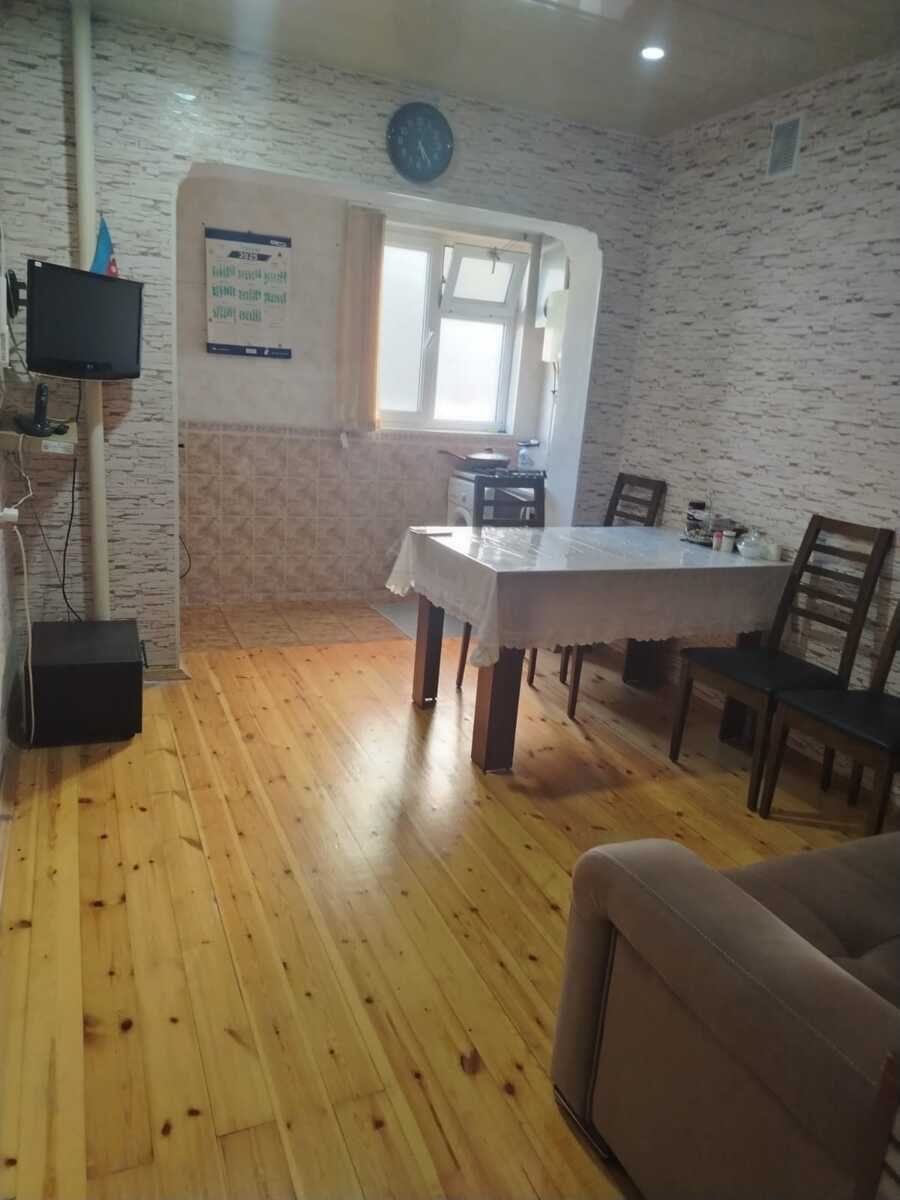 Satılır 2 otaqlı köhnə tikili, 65 m², Nəsimi m.-4