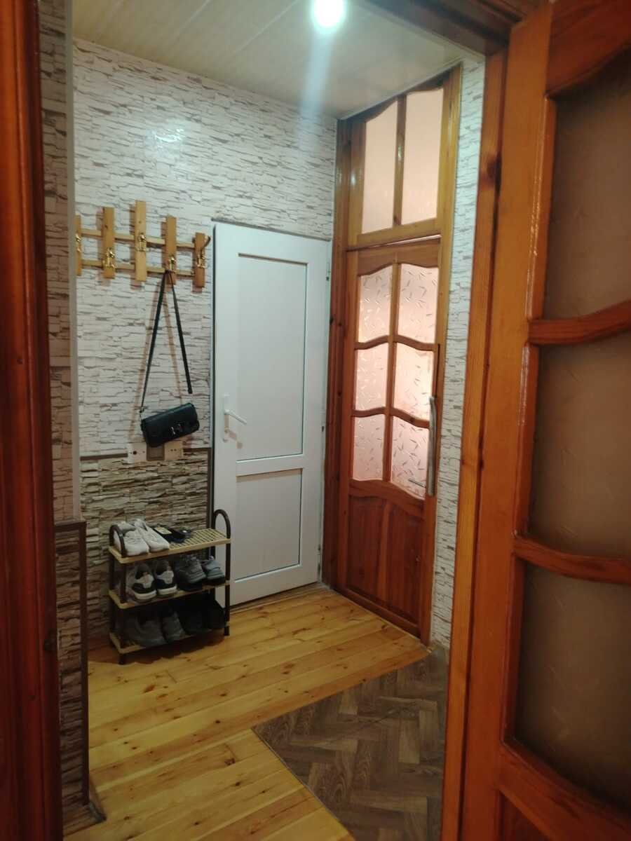 Satılır 2 otaqlı köhnə tikili, 65 m², Nəsimi m.-11