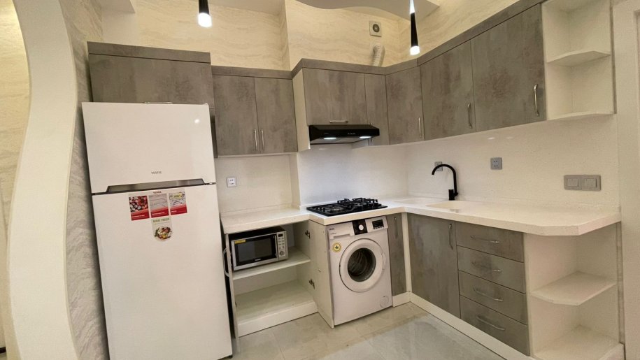 Kirayə verilir 3 otaqlı yeni tikili, 110 m², Xətai m.-2