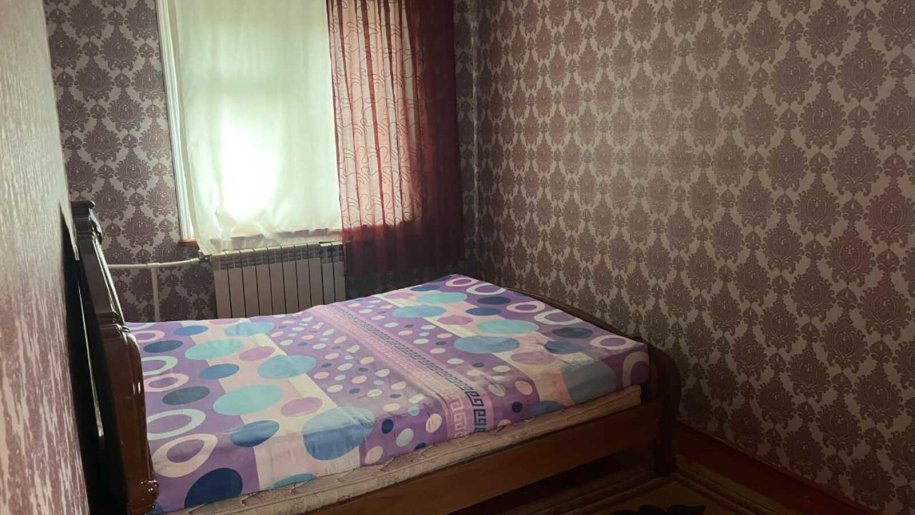 Kirayə verilir 2 otaqlı köhnə tikili, 65 m², Xalqlar dostluğu m.-2