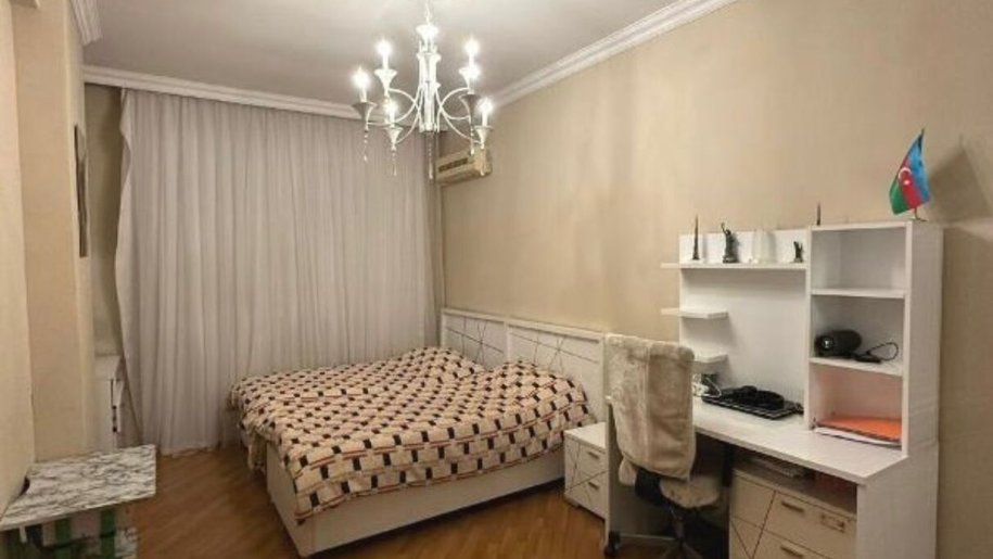 Satılır 3 otaqlı yeni tikili, 128 m², 20 Yanvar m.-7