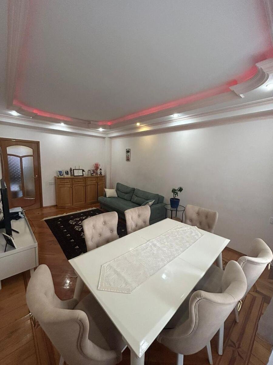 Satılır 3 otaqlı yeni tikili, 100 m², İnşaatçılar m.-7