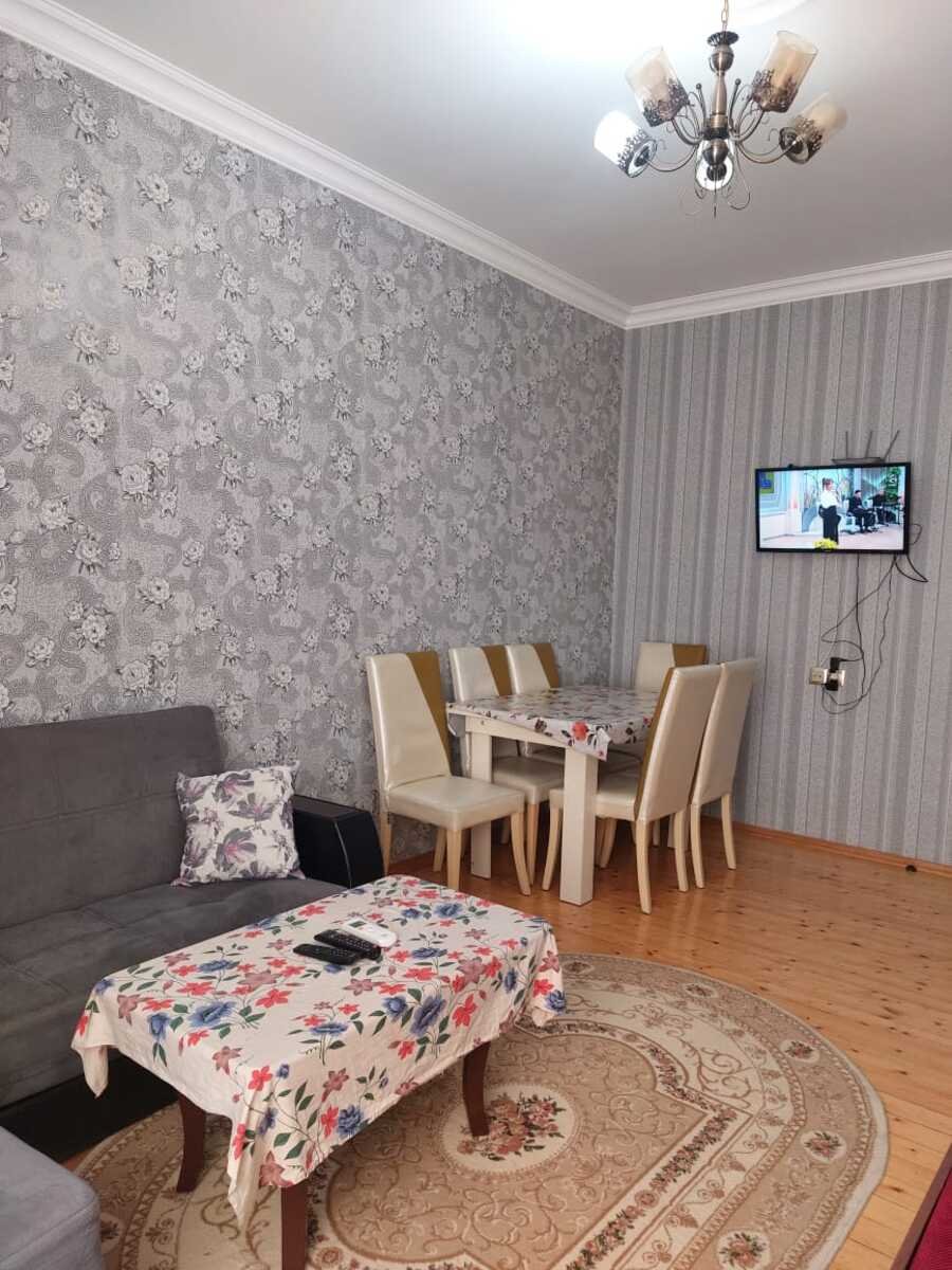 Kirayə verilir 2 otaqlı yeni tikili, 70 m², İnşaatçılar m.-1