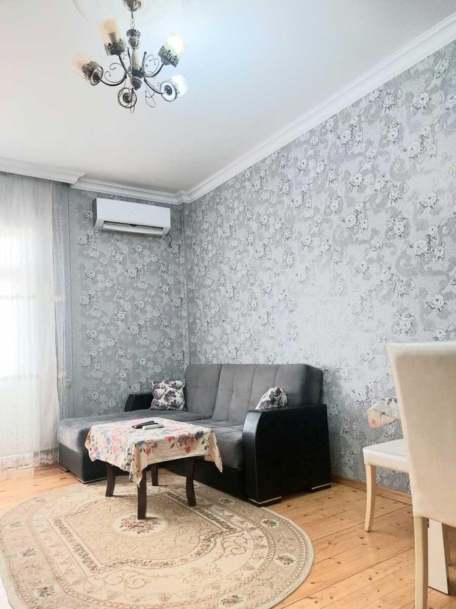 Kirayə verilir 2 otaqlı yeni tikili, 70 m², İnşaatçılar m.-3
