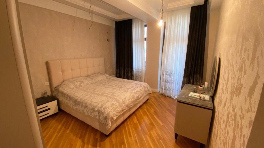 Satılır 3 otaqlı yeni tikili, 110 m², Elmlər Akademiyası m.-10