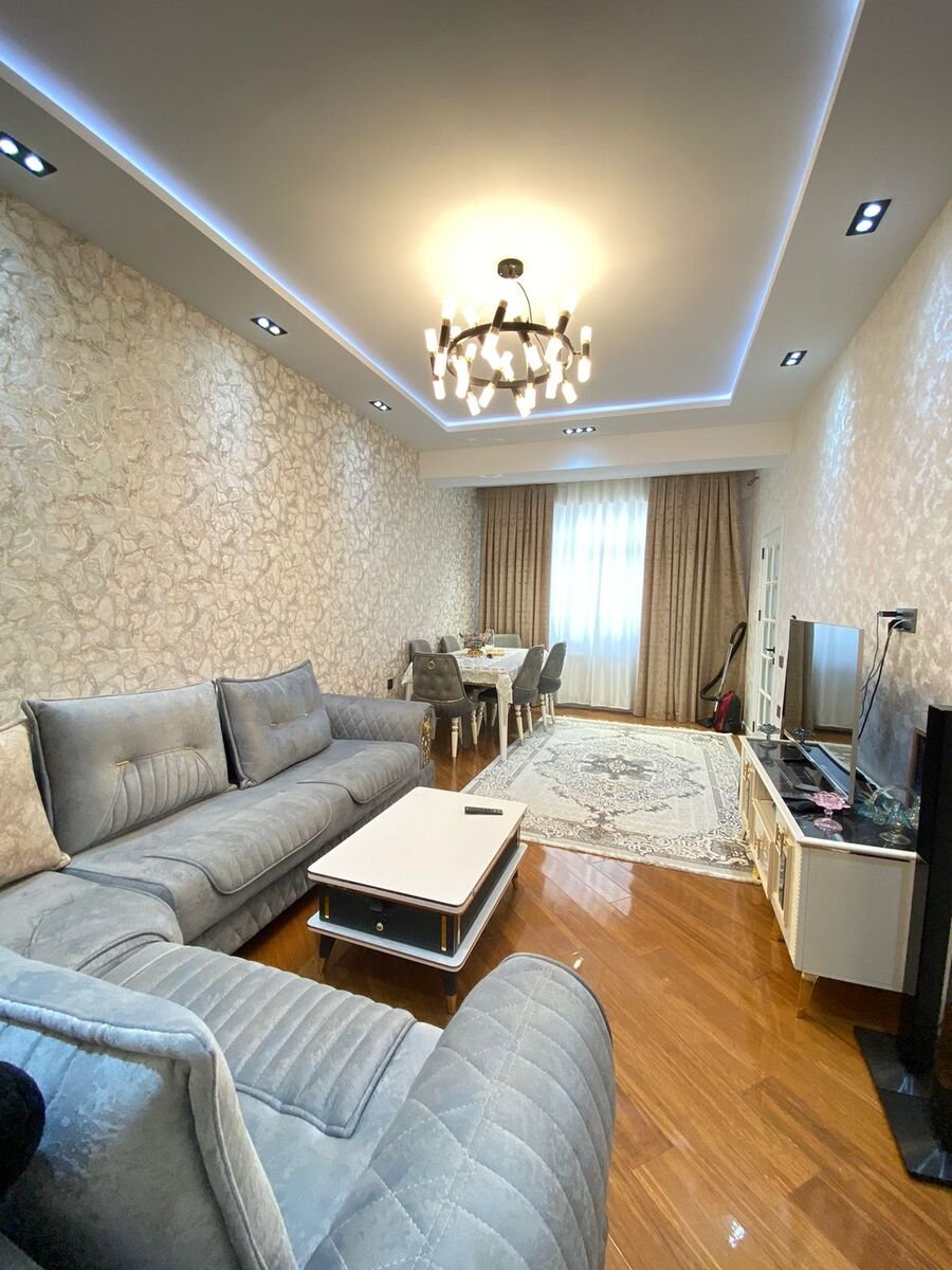 Kirayə verilir 2 otaqlı yeni tikili, 67 m², İnşaatçılar m.-16