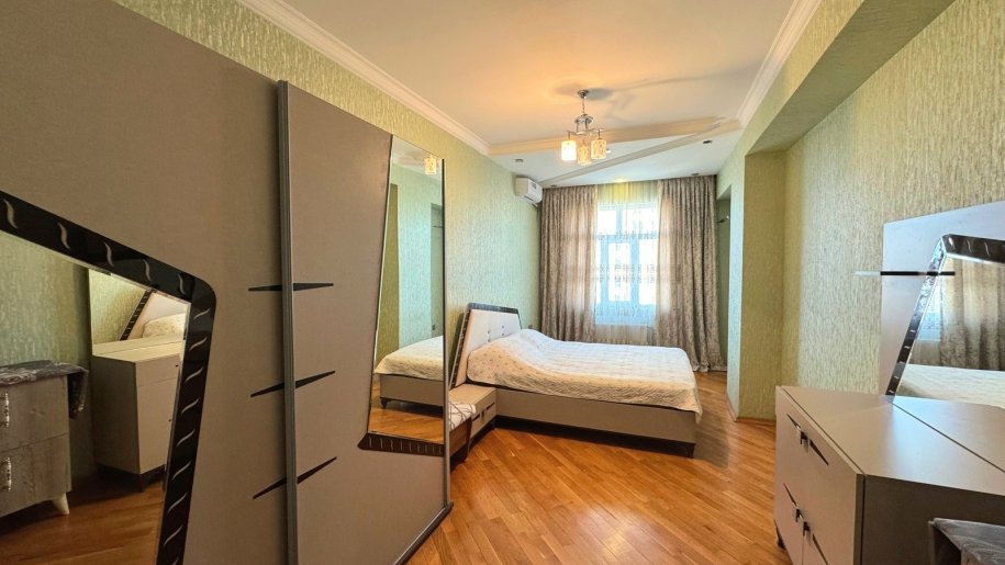 Satılır 3 otaqlı yeni tikili, 115 m², Əhmədli m.-12