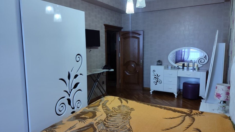 Satılır 3 otaqlı yeni tikili, 125 m², Elmlər Akademiyası m.-10