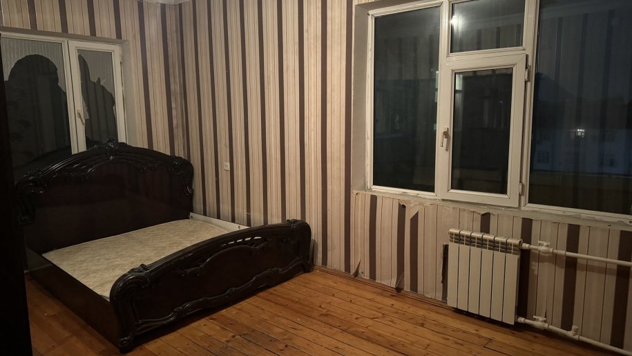Kirayə verilir 3 otaqlı köhnə tikili, 85 m², Xalqlar dostluğu m.-2