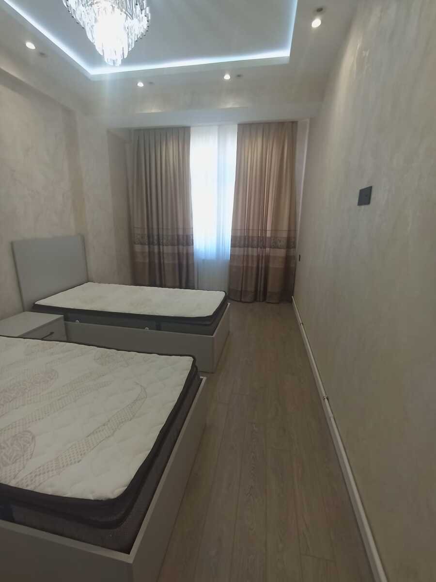 Kirayə verilir 3 otaqlı yeni tikili, 98 m², Xalqlar dostluğu m.-13