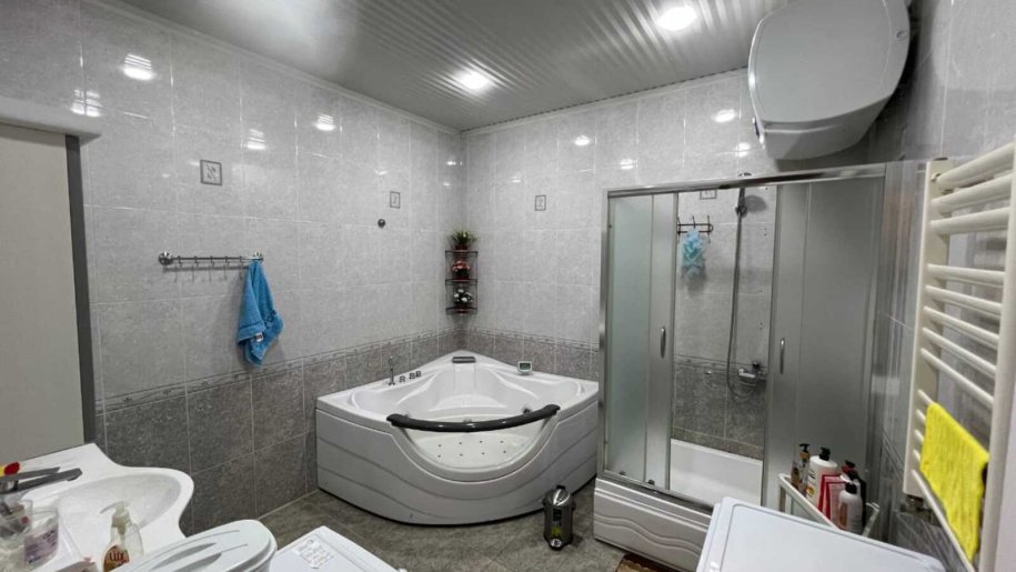 Satılır 3 otaqlı yeni tikili, 170 m², Xətai m.-15
