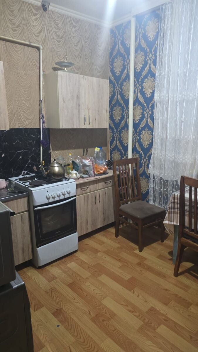 Satılır 2 otaqlı köhnə tikili, 65 m², Həzi Aslanov m.-4