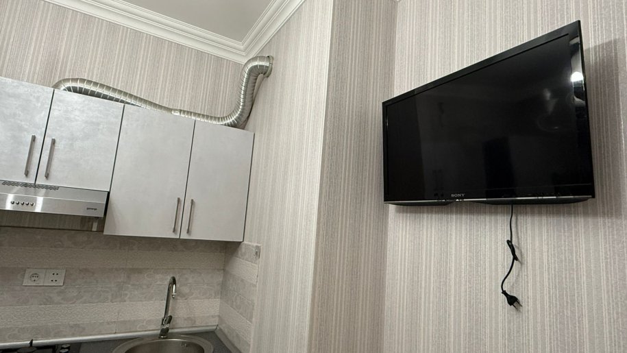 Kirayə verilir 2 otaqlı yeni tikili, 75 m², İnşaatçılar m.-11