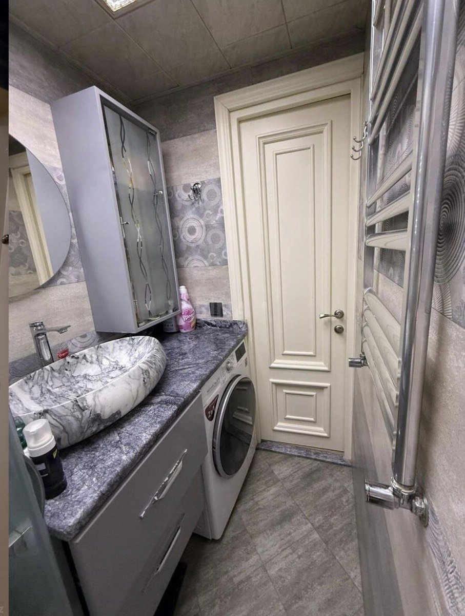 Satılır 3 otaqlı köhnə tikili, 70 m², Gənclik m.-11