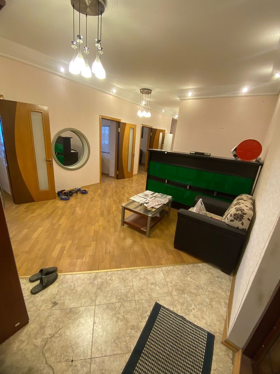 160 m<sup>2</sup> ofis icarəyə verilir, Nizami m.-6