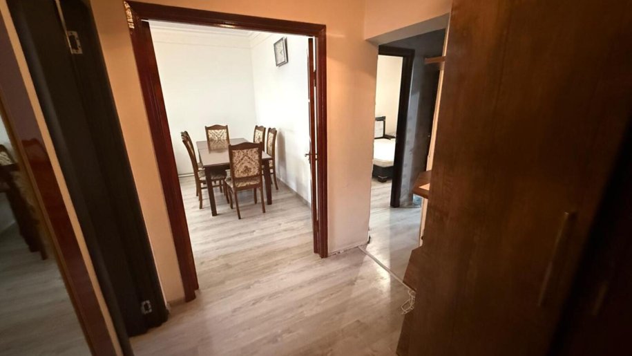 Kirayə verilir 3 otaqlı köhnə tikili, 85 m², Elmlər Akademiyası m.-2