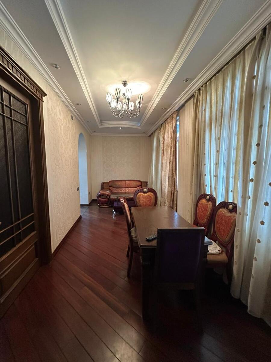 Kirayə verilir 4 otaqlı köhnə tikili, 180 m², Nəriman Nərimanov m.-3