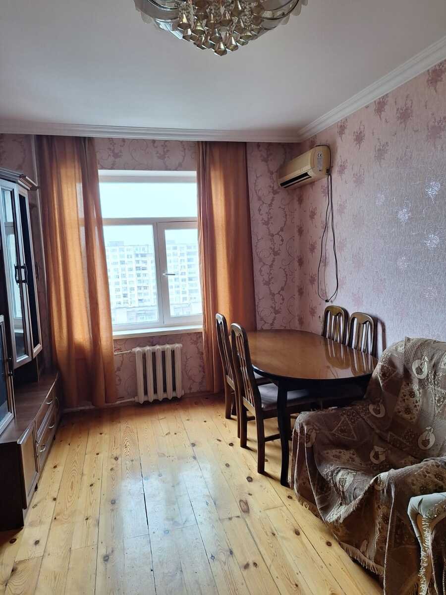 Kirayə verilir 3 otaqlı köhnə tikili, 70 m², Həzi Aslanov m.-1