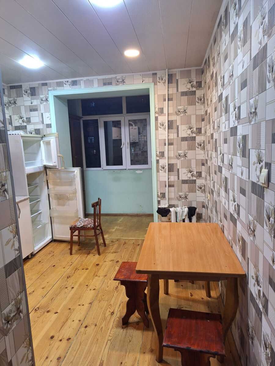 Kirayə verilir 3 otaqlı köhnə tikili, 70 m², Həzi Aslanov m.-6