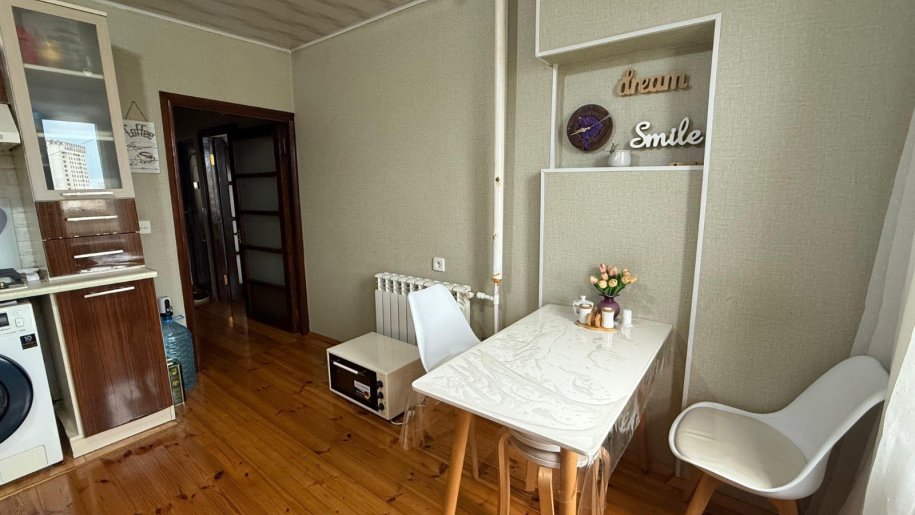 Satılır 2 otaqlı köhnə tikili, 60 m², Əhmədli m.-10