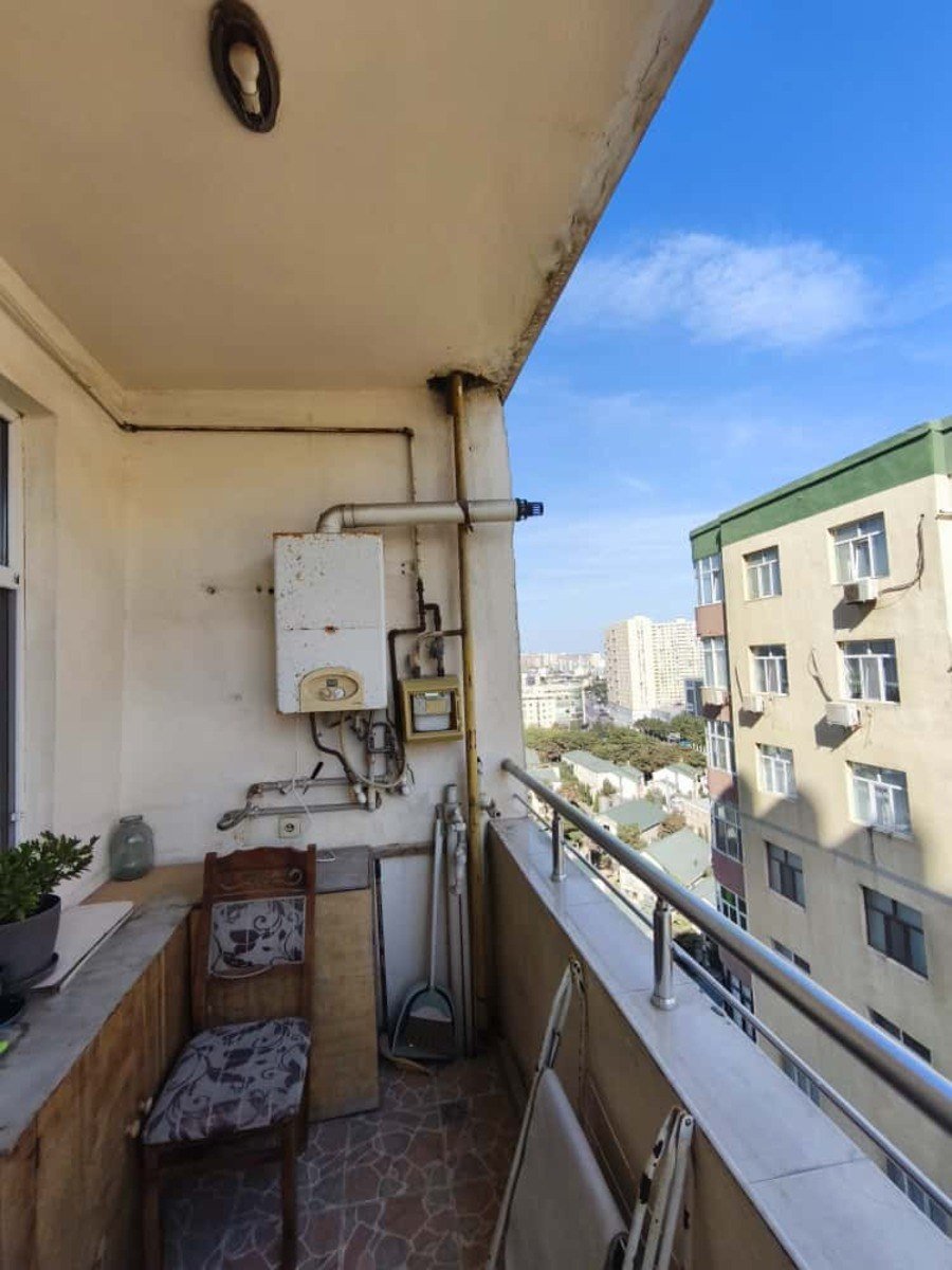 Satılır 2 otaqlı yeni tikili, 68 m², İnşaatçılar m.-11