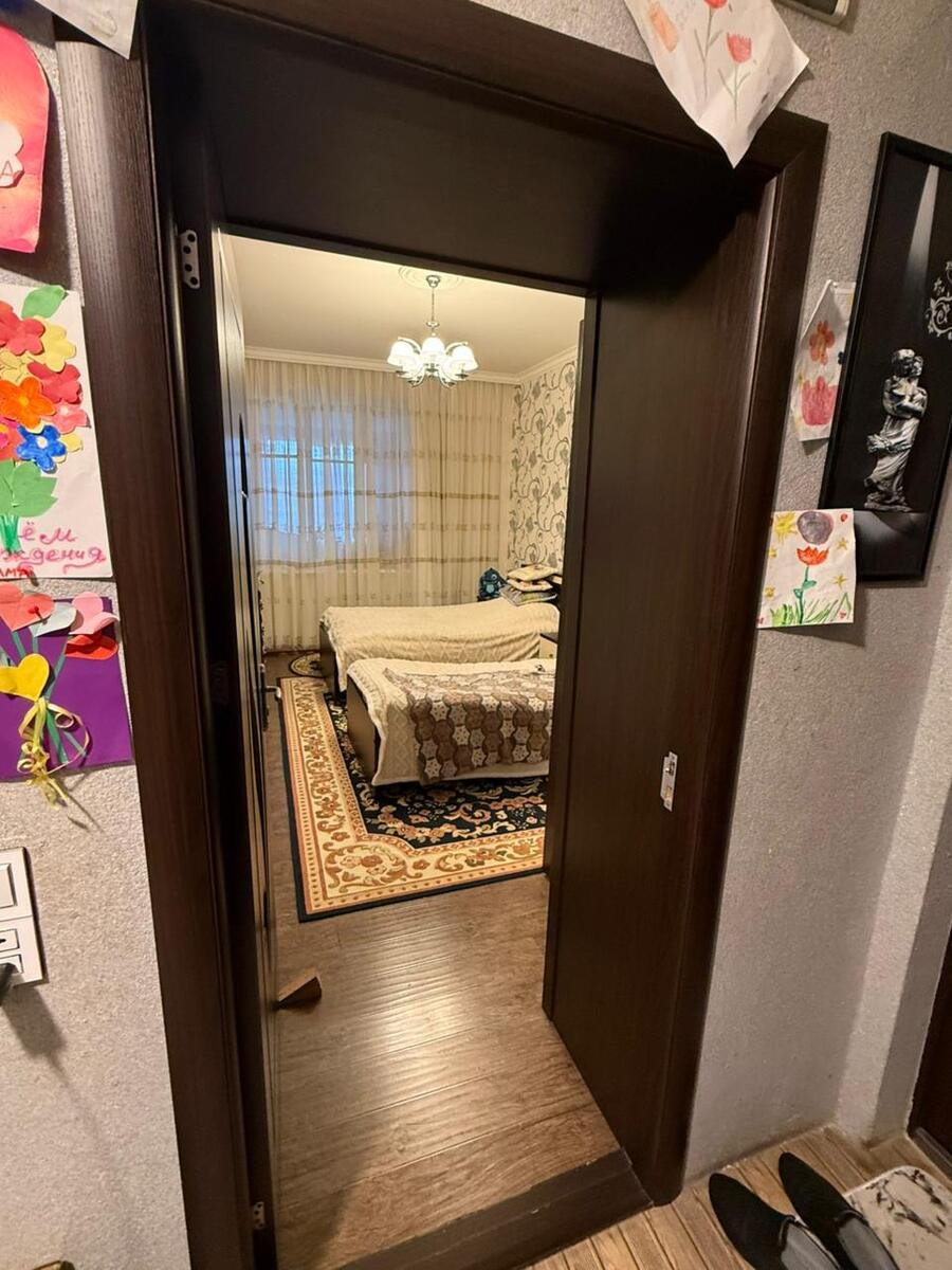 Satılır 4 otaqlı köhnə tikili, 130 m², Nizami m.-2