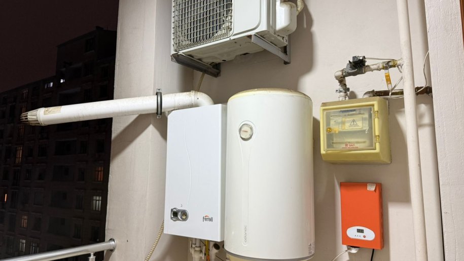 Kirayə verilir 2 otaqlı yeni tikili, 75 m², İnşaatçılar m.-14