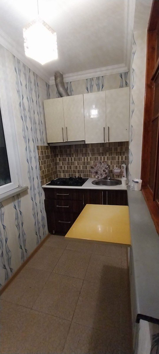 Satılır 2 otaqlı köhnə tikili, 32 m², Memar Əcəmi m.-3