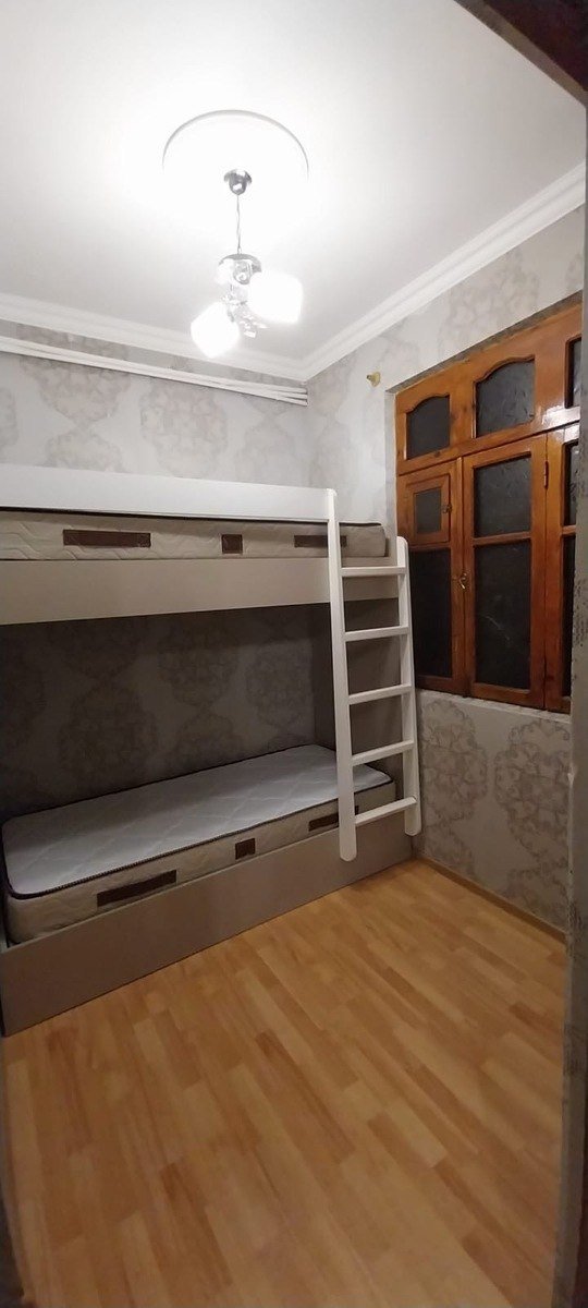 Satılır 2 otaqlı köhnə tikili, 32 m², Memar Əcəmi m.-5