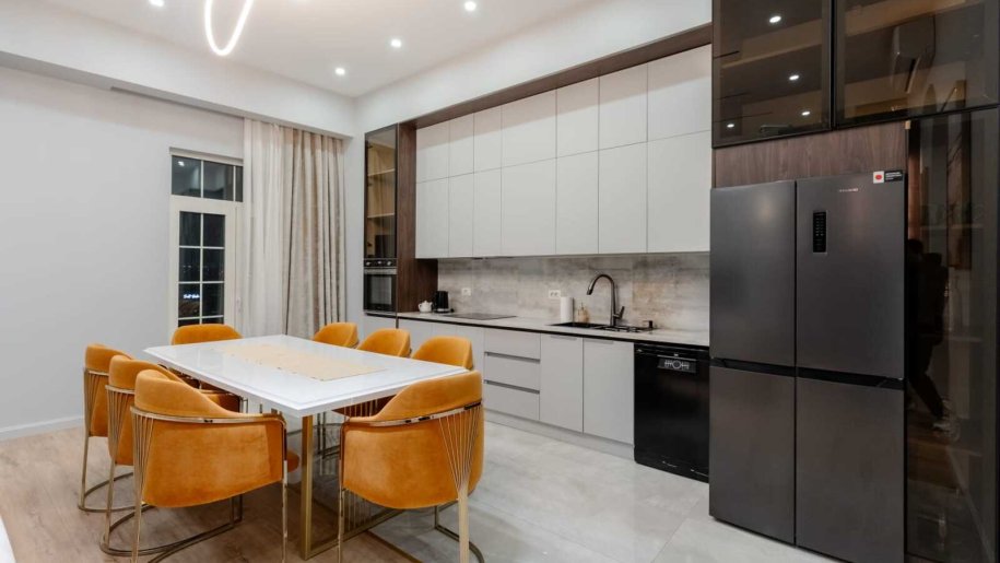 Kirayə verilir 3 otaqlı yeni tikili, 130 m², Xətai-7