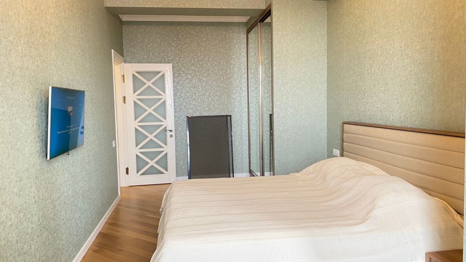 Kirayə verilir 2 otaqlı yeni tikili, 90 m², İnşaatçılar m.-14