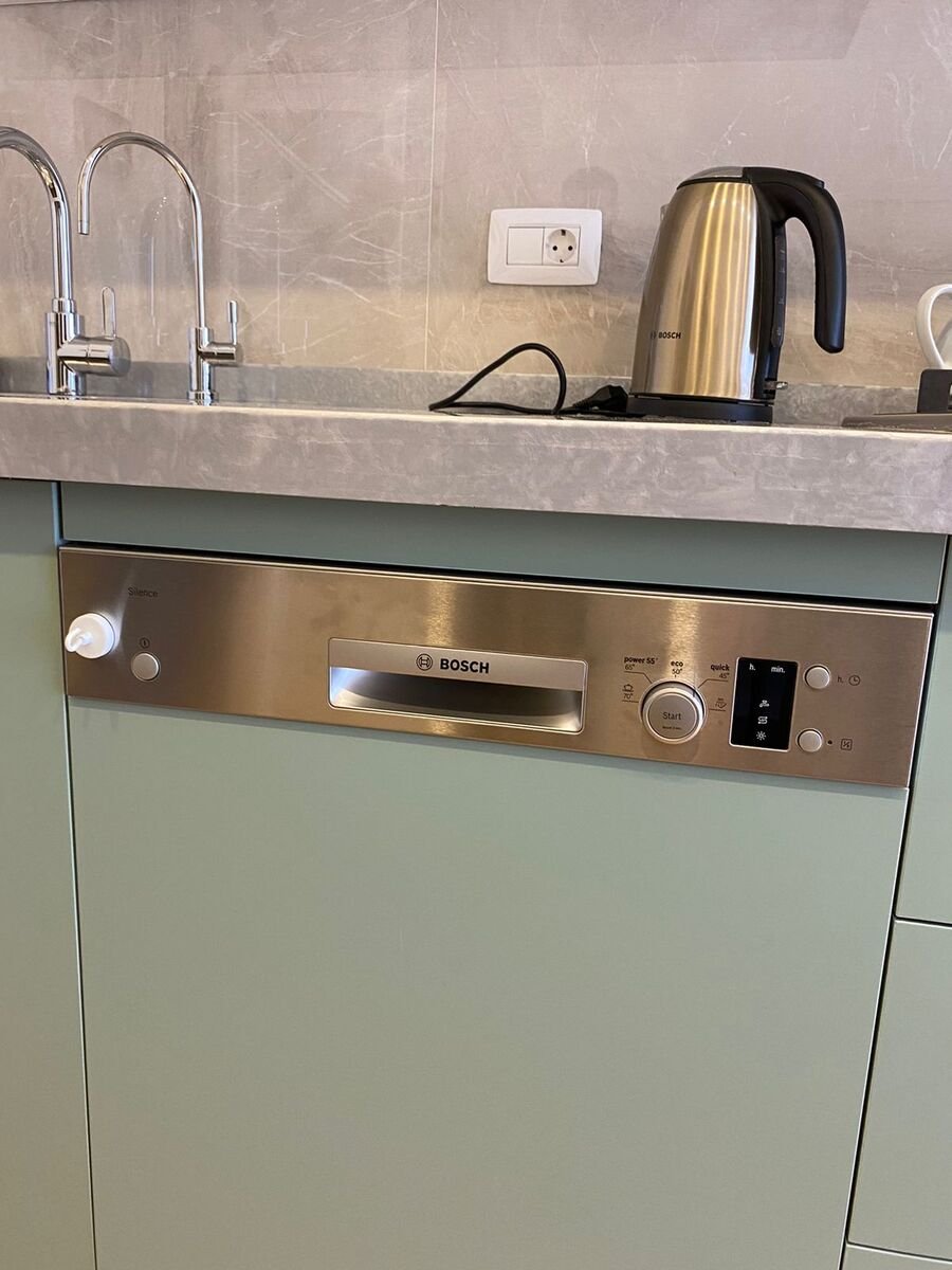 Kirayə verilir 2 otaqlı yeni tikili, 90 m², İnşaatçılar m.-15