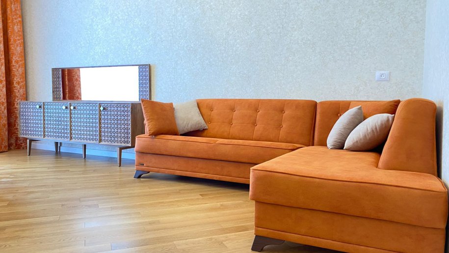 Kirayə verilir 2 otaqlı yeni tikili, 90 m², İnşaatçılar m.-17