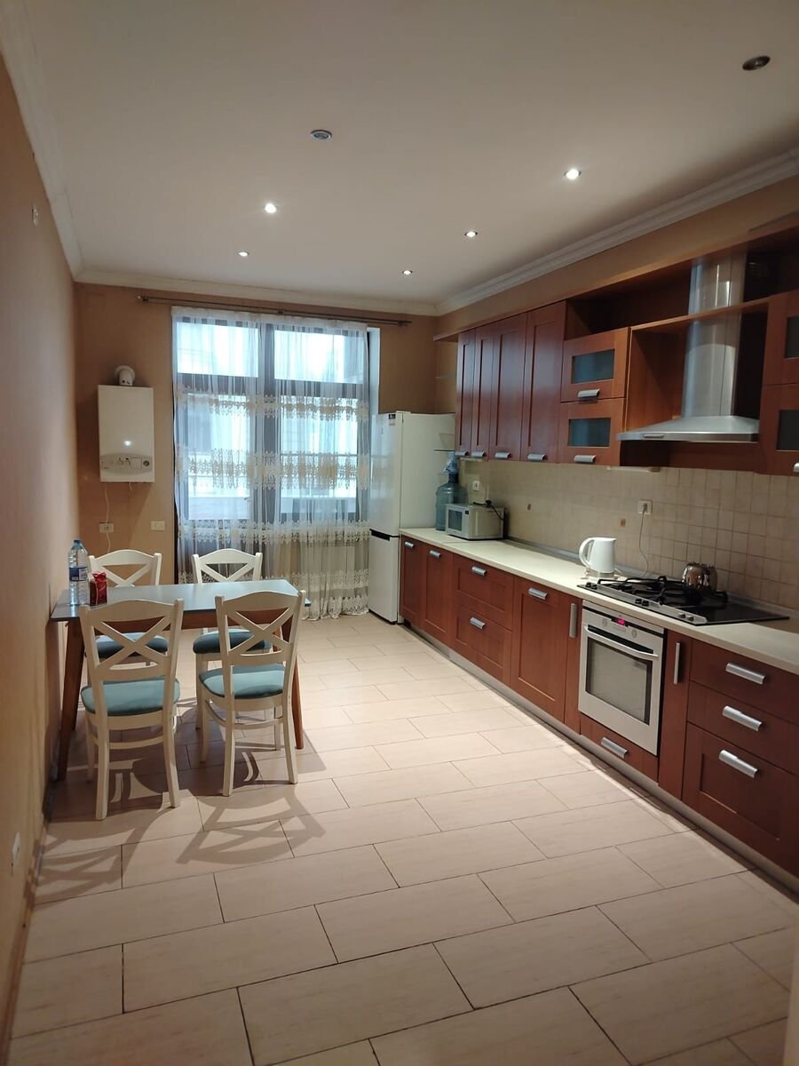 Kirayə verilir 3 otaqlı yeni tikili, 160 m², Nizami m.-8