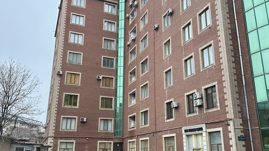 Kirayə verilir 4 otaqlı yeni tikili, 230 m², Gənclik m.-1