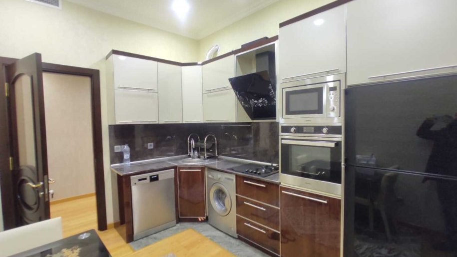 Kirayə verilir 3 otaqlı yeni tikili, 110 m², Nizami m.-14