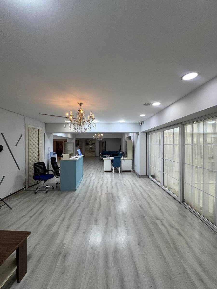 560 kv.m. obyekt icarəyə verilir, Elmlər Akademiyası m.-6