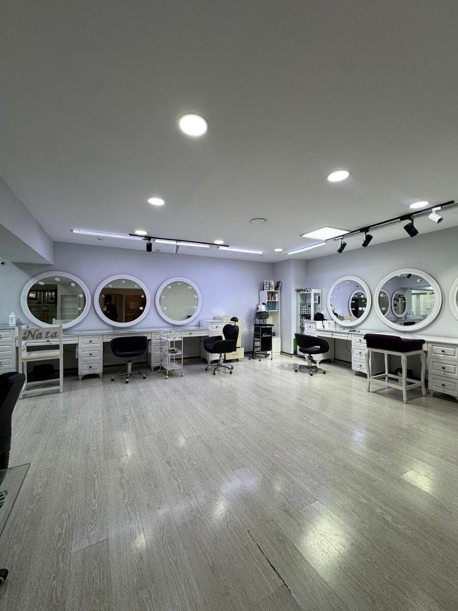 560 kv.m. obyekt icarəyə verilir, Elmlər Akademiyası m.-8