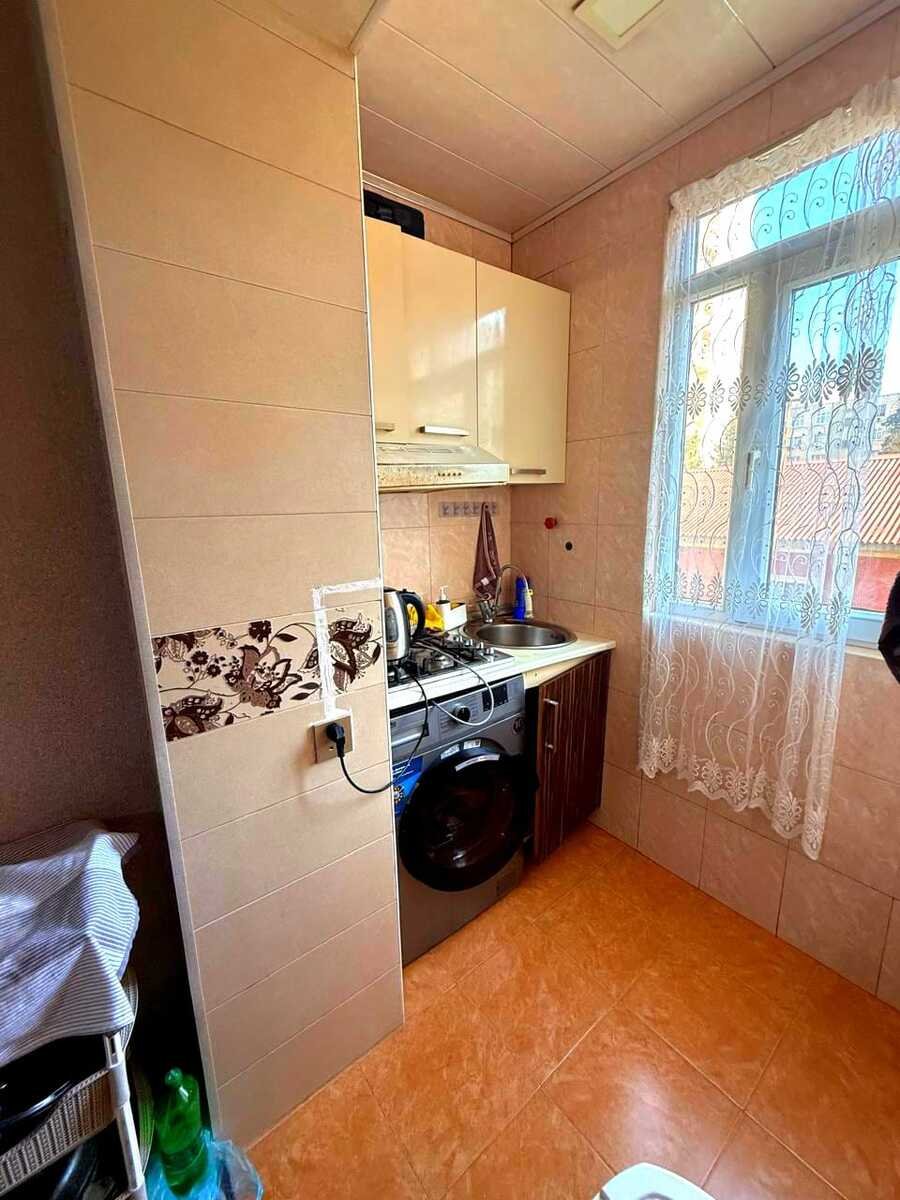 Satılır 2 otaqlı köhnə tikili, 42 m², Əhmədli m.-2