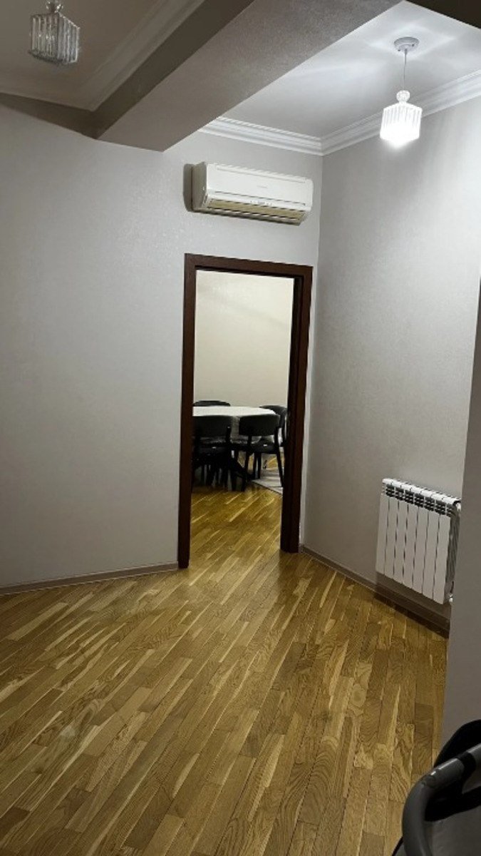 Satılır 3 otaqlı yeni tikili, 95 m², 8 noyabr-5