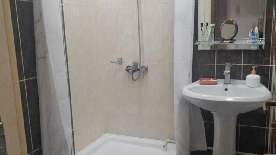 Satılır 2 otaqlı köhnə tikili, 52 m², Əmircan-6