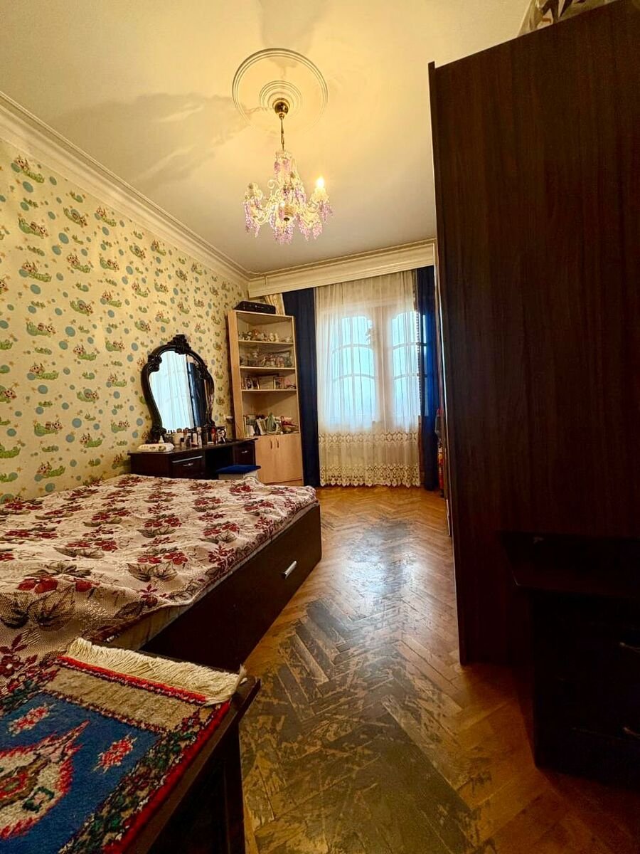 Satılır 3 otaqlı köhnə tikili, 90 m², 8 noyabr-8
