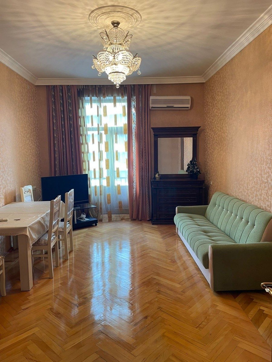 Kirayə verilir 2 otaqlı köhnə tikili, 60 m², İçərişəhər m.-2