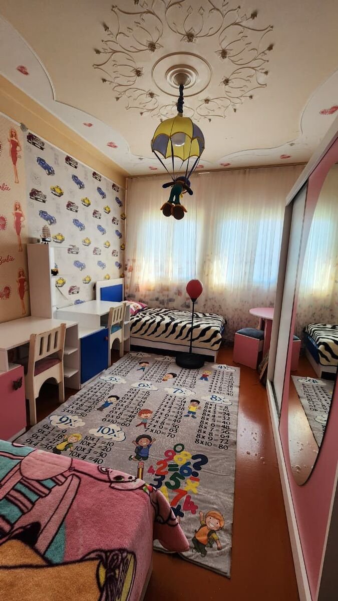 Satılır 5 otaqlı köhnə tikili, 110 m², Qaraçuxur-8