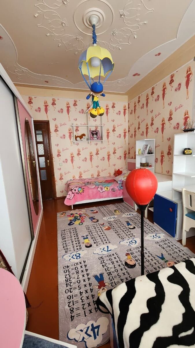 Satılır 5 otaqlı köhnə tikili, 110 m², Qaraçuxur-9