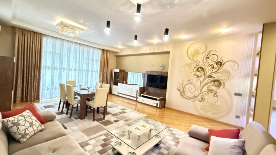 Kirayə verilir 4 otaqlı yeni tikili, 145 m², Nizami m.-1