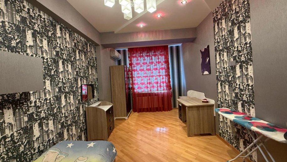 Kirayə verilir 4 otaqlı yeni tikili, 145 m², Nizami m.-11